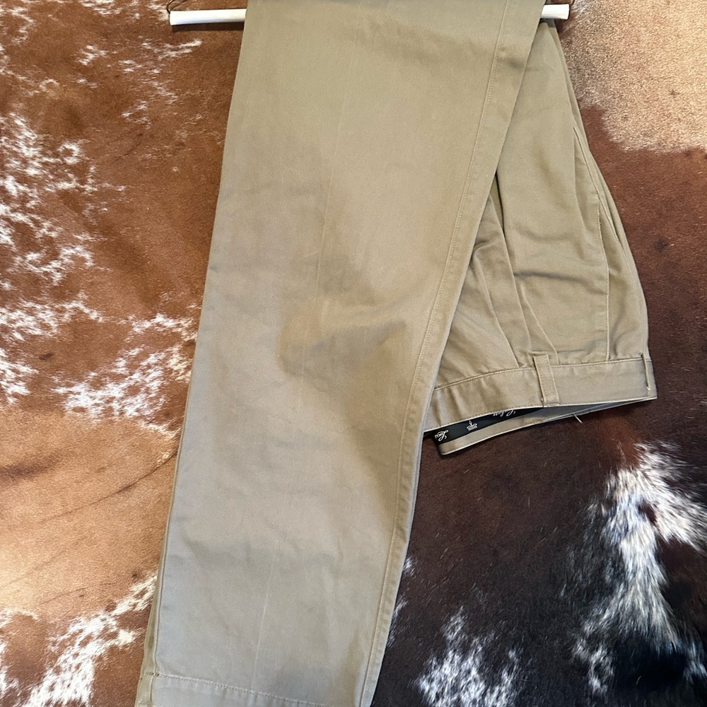 Lucchese Khaki Chinos